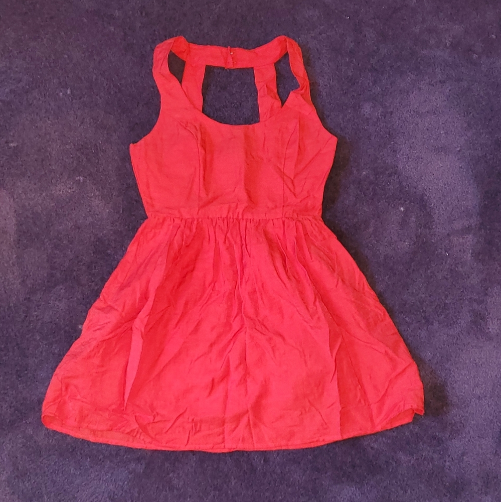 Sundress w/ Back Cutout